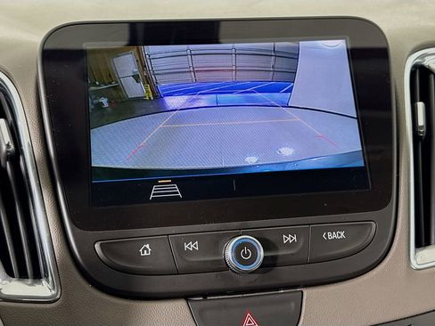 Used 2019 Chevrolet Malibu LT w/ LPO, Convenience Package 2 FWD image 33