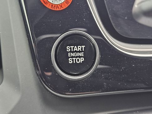 Certified 2024 Porsche Cayenne Coupe image 21