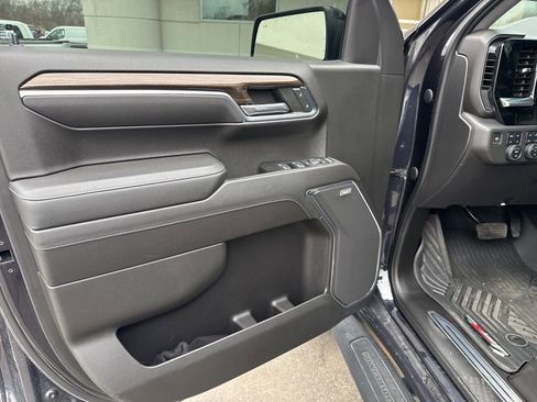 Used 2022 Chevrolet Silverado 1500 LT Trail Boss w/ LT Trail Boss Premium Package image 22