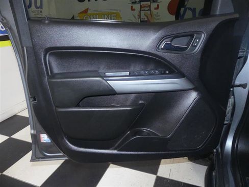 Used 2019 Chevrolet Colorado ZR2 AWD/4WD image 23
