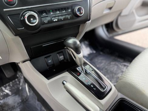 Used 2014 Honda Civic LX image 12