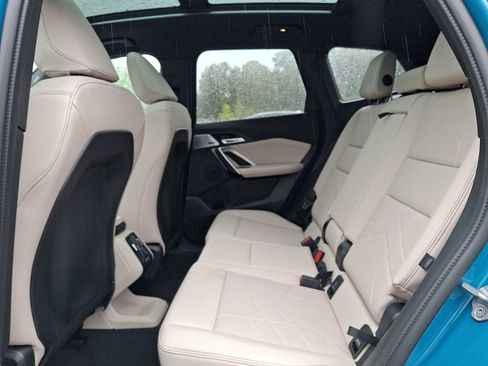 Used 2025 BMW X1 xDrive28i w/ Premium Package image 10