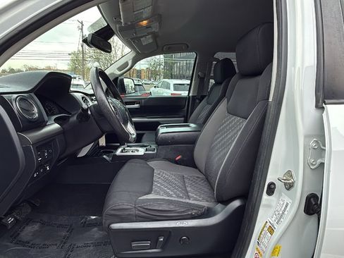 Used 2019 Toyota Tundra SR5 w/ TRD Off Road Package image 10