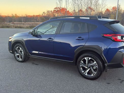Used 2024 Subaru Crosstrek 2.0i Premium image 10
