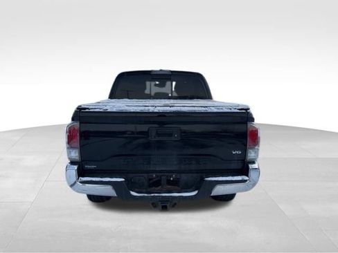 Used 2020 Toyota Tacoma TRD Off-Road image 5