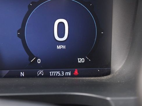 Used 2025 Ford F150 XLT w/ Equipment Group 301A Standard image 32