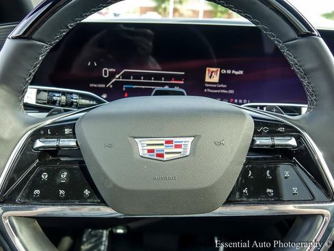 Used 2025 Cadillac Escalade Sport image 18