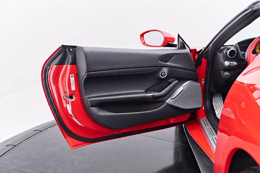 Used 2022 Ferrari Portofino M RWD image 42