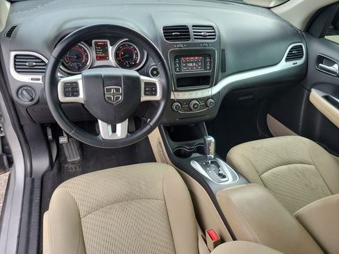 Used 2018 Dodge Journey SE w/ Comfort/Convenience Group AWD/4WD image 13