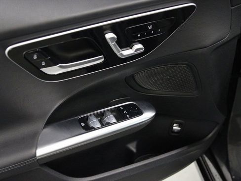 Certified 2022 Mercedes-Benz C 300 C 300 image 22