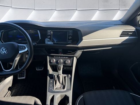 Used 2024 Volkswagen Jetta Sport FWD image 12