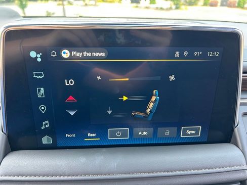 Used 2024 Chevrolet Tahoe High Country AWD/4WD image 36