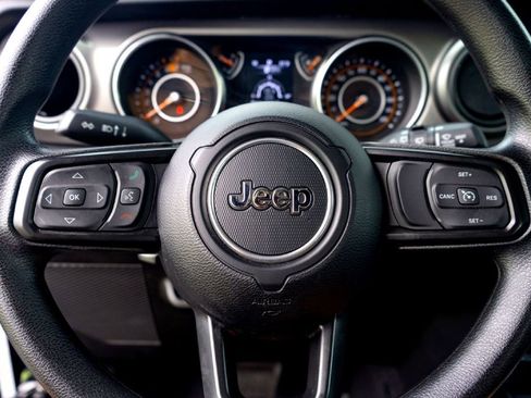 Used 2023 Jeep Wrangler Sport AWD/4WD image 13