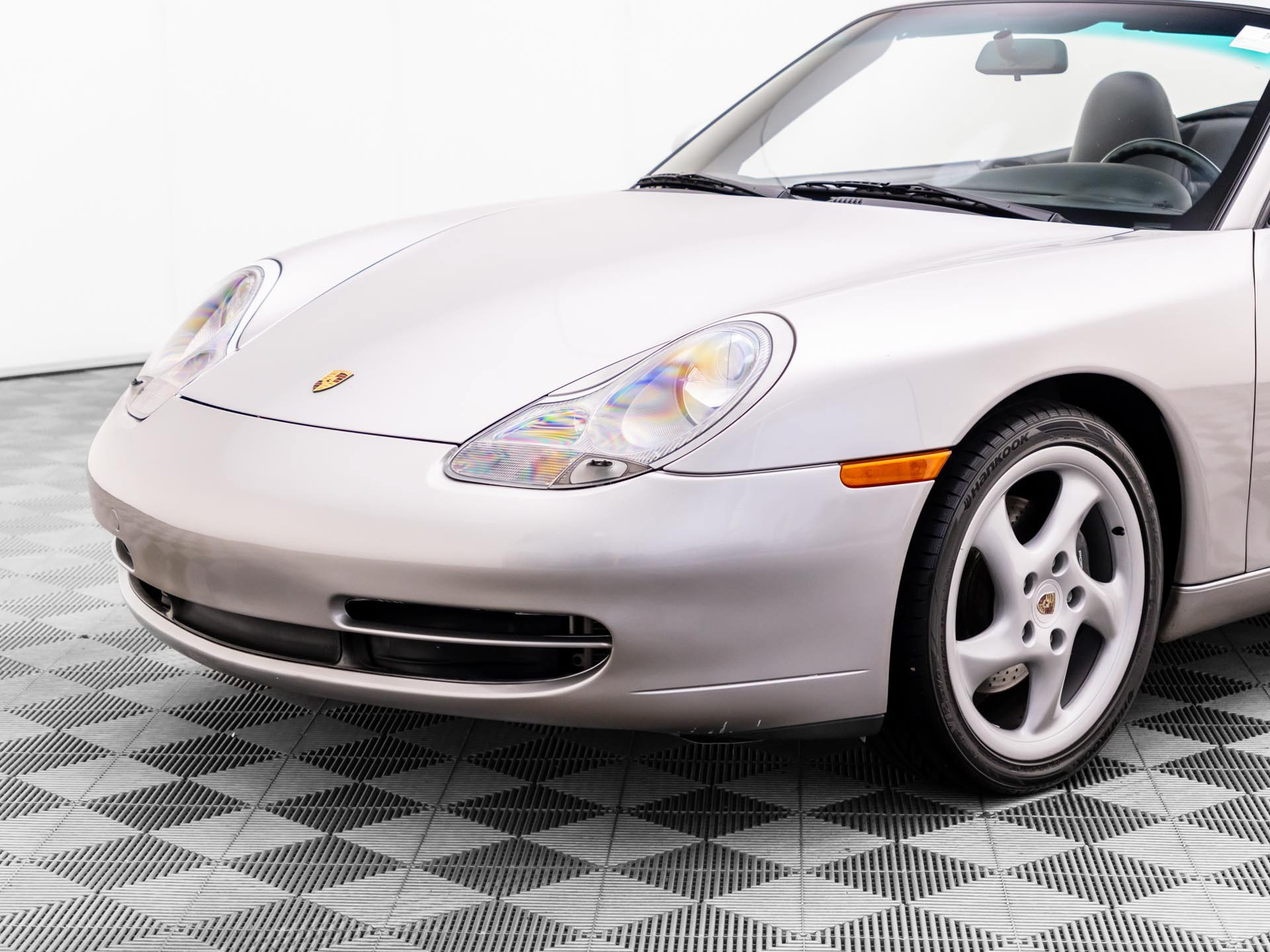 Used 2000 Porsche 911 Carrera RWD image 32