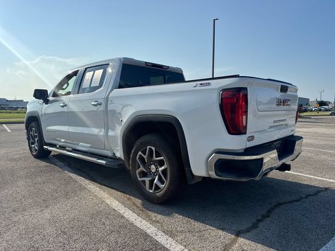 Used 2024 GMC Sierra 1500 SLT w/ SLT Premium Plus Package AWD/4WD image 4