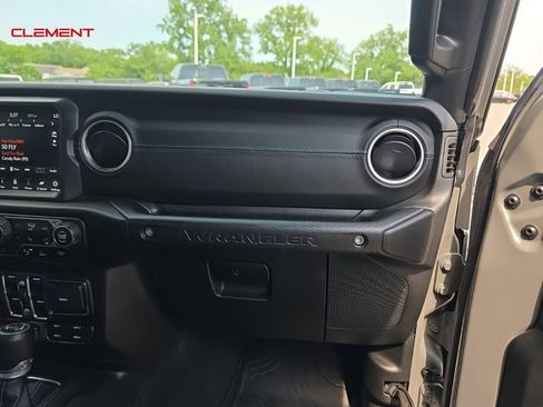 Used 2021 Jeep Wrangler Unlimited Rubicon 4xe w/ Cold Weather Group AWD/4WD image 21