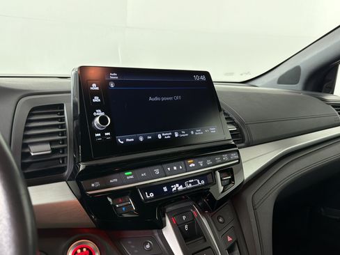 Used 2025 Honda Odyssey Sport-L image 21