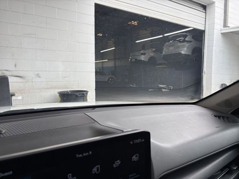 Used 2025 Kia K4 FWD image 37