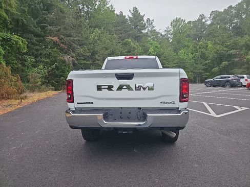 Used 2025 RAM 2500 Big Horn AWD/4WD image 6