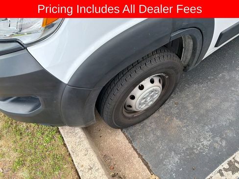 Used 2023 RAM ProMaster 2500 FWD image 2