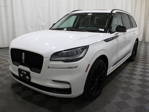 Used 2022 Lincoln Aviator Reserve w/ Equipment Group 201A image 41