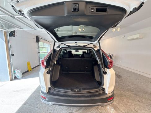 Used 2020 Honda CR-V Touring image 20