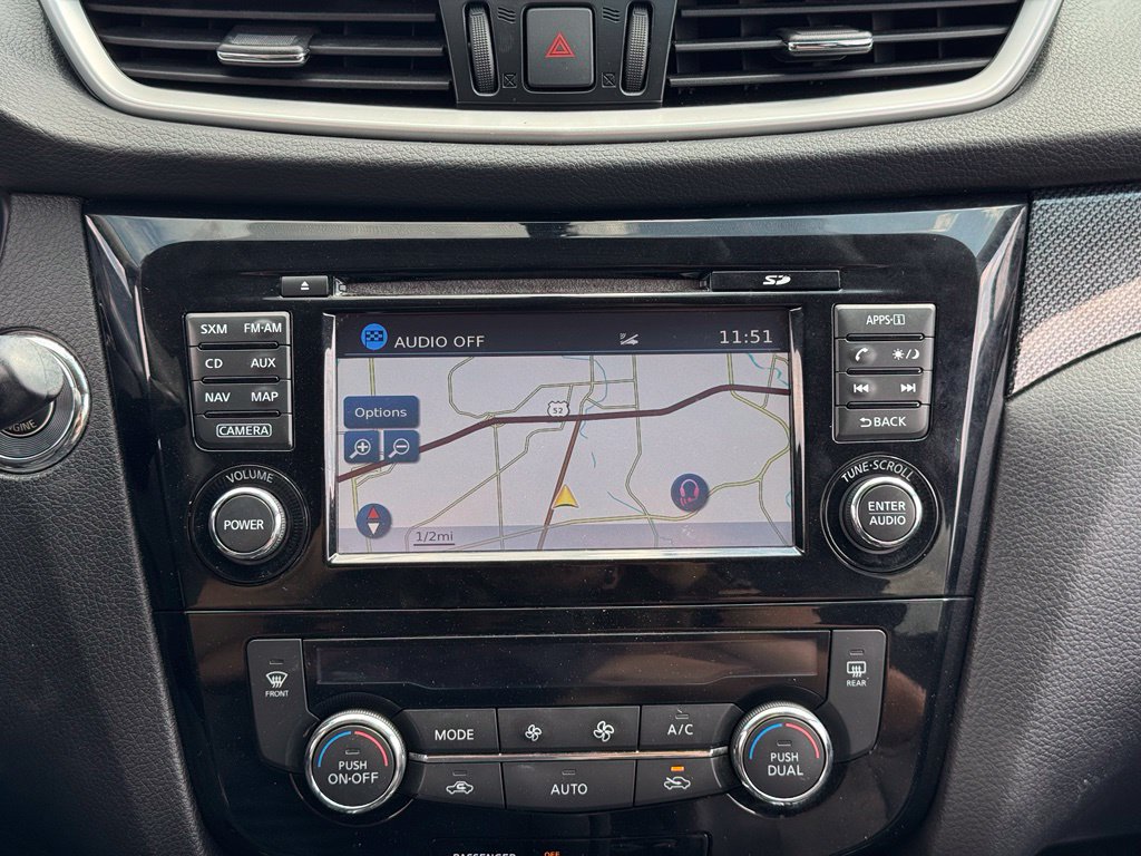 Used 2016 Nissan Rogue SL w/ SL Premium Package AWD/4WD image 3