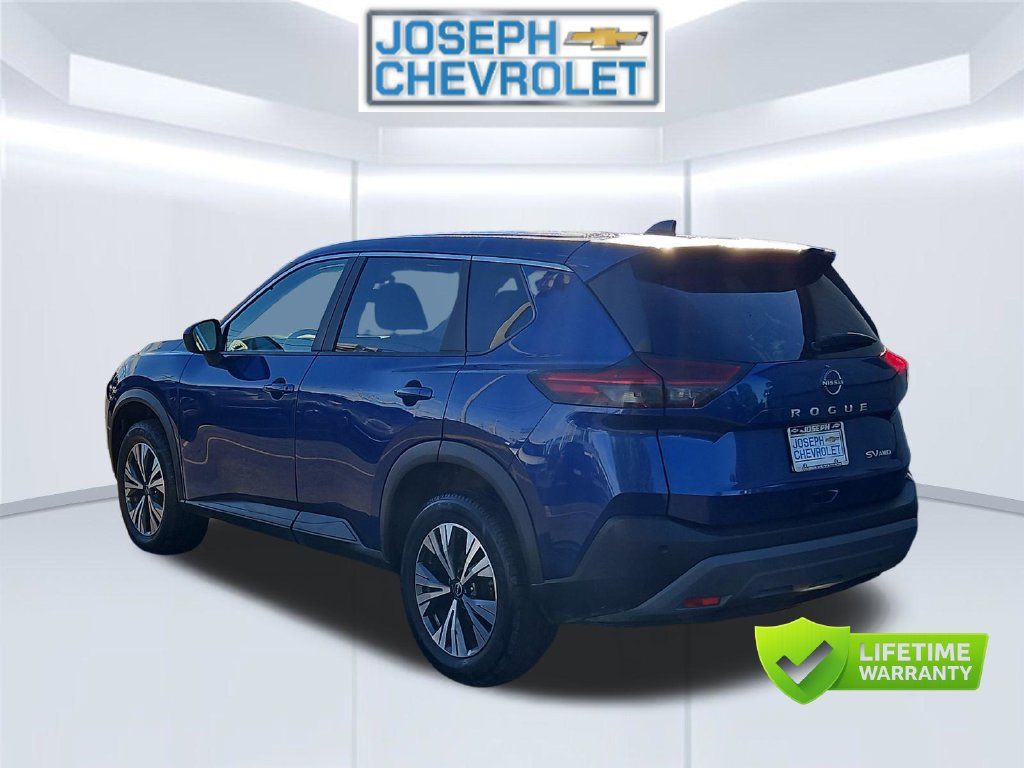 Used 2023 Nissan Rogue SV AWD/4WD image 4