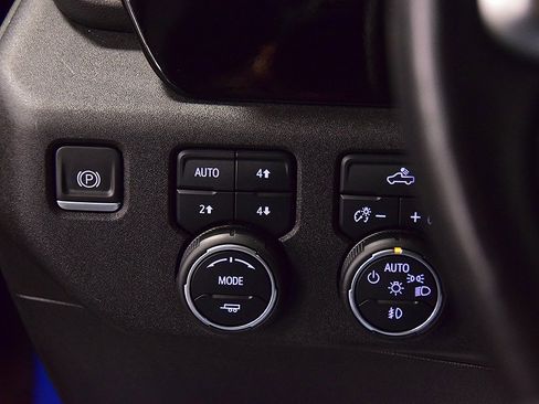 Used 2022 Chevrolet Silverado 1500 RST w/ Z71 Off-Road Package image 22