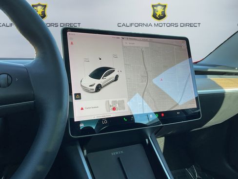 Used 2019 Tesla Model 3 Mid Range image 13