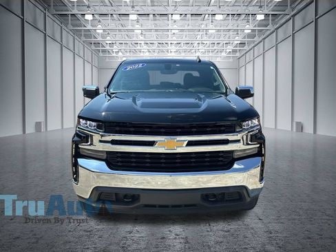 Used 2022 Chevrolet Silverado 1500 LT AWD/4WD image 2