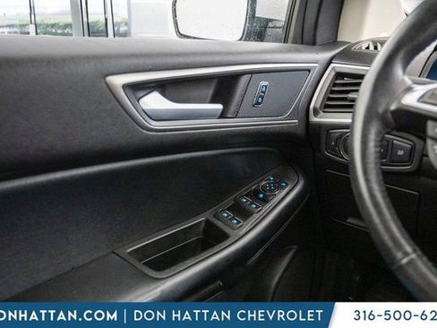 Used 2022 Ford Edge SEL image 17