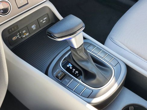 New 2026 Hyundai Kona SE image 25