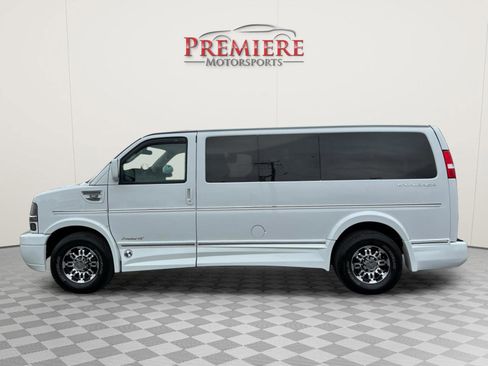 Used 2021 Chevrolet Express 2500 LS w/ Enhanced Convenience Package RWD image 5