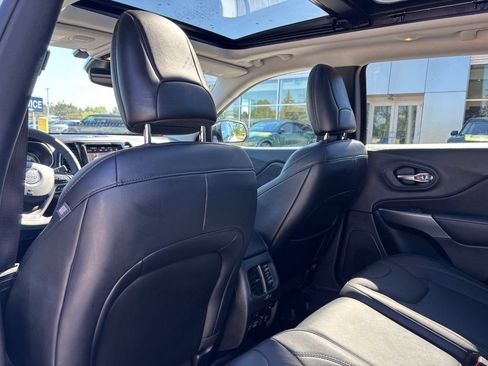 Used 2022 Jeep Cherokee Limited w/ Elite Package AWD/4WD image 13