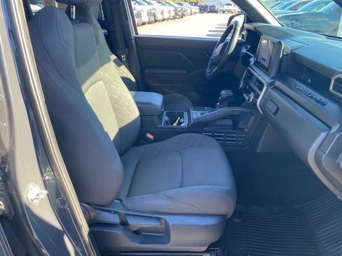 Used 2024 Toyota Tacoma SR image 16