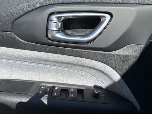 Used 2023 Jeep Compass Latitude w/ Convenience Group image 24