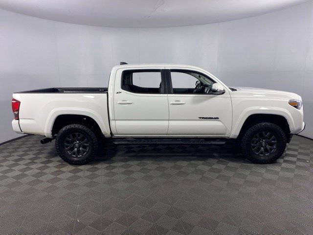 Used 2023 Toyota Tacoma SR5 w/ Technology Package AWD/4WD image 10