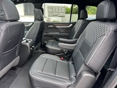 New 2026 GMC Acadia Denali w/ Super Cruise Package FWD image 22