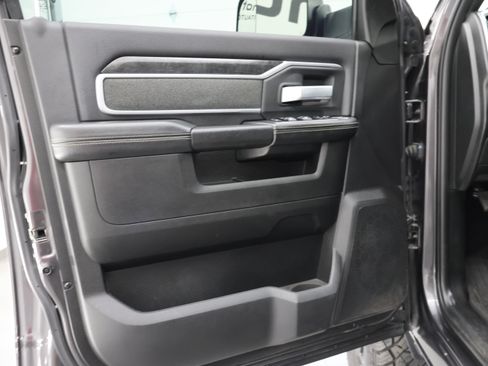 Used 2020 RAM 2500 Big Horn w/ Night Edition AWD/4WD image 44