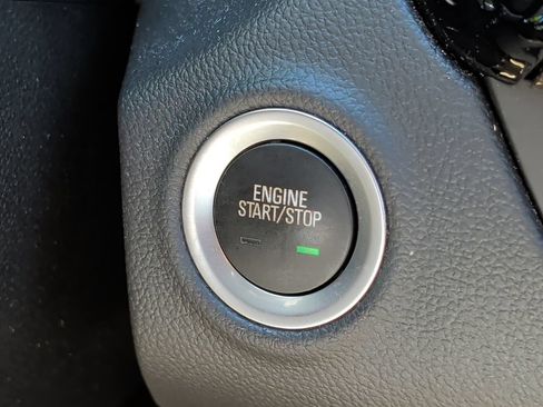 Used 2020 Buick Envision Essence AWD/4WD image 26