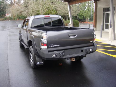 Used 2013 Toyota Tacoma 4x4 Double Cab image 8