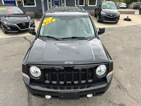 Used 2017 Jeep Patriot Sport w/ Power Value Group AWD/4WD image 7
