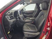 Used 2025 Toyota Highlander Limited FWD image 7