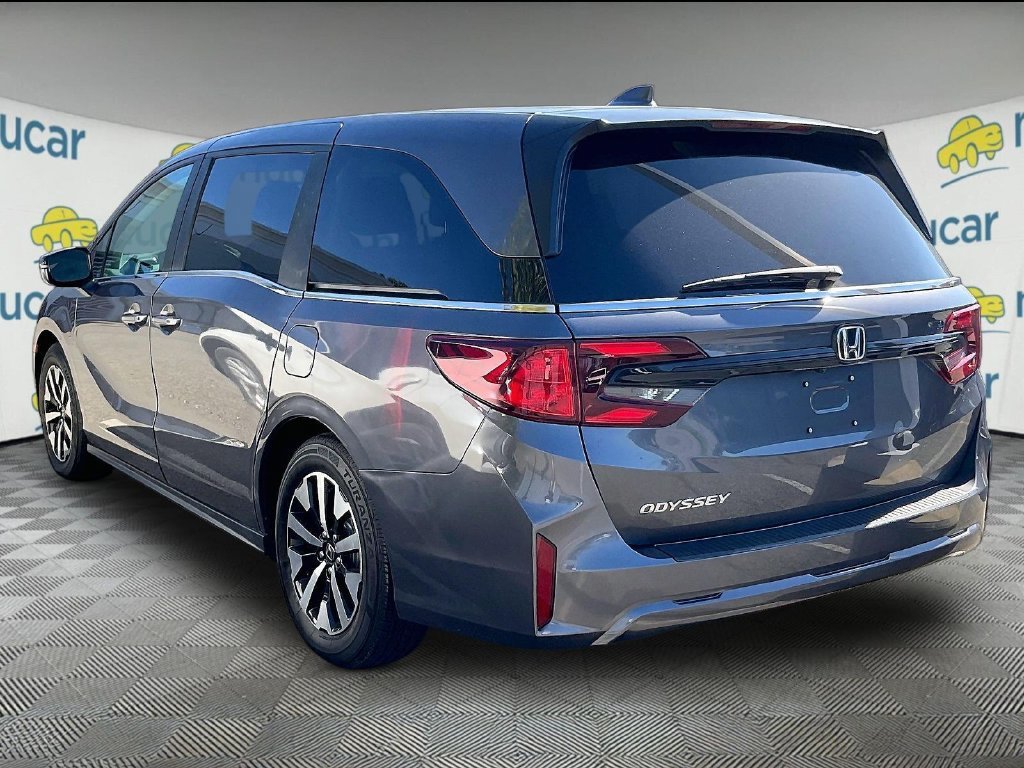 Used 2026 Honda Odyssey EX-L image 3