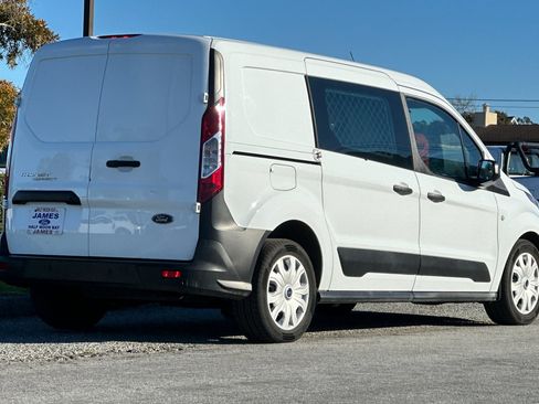Used 2023 Ford Transit Connect XL image 5