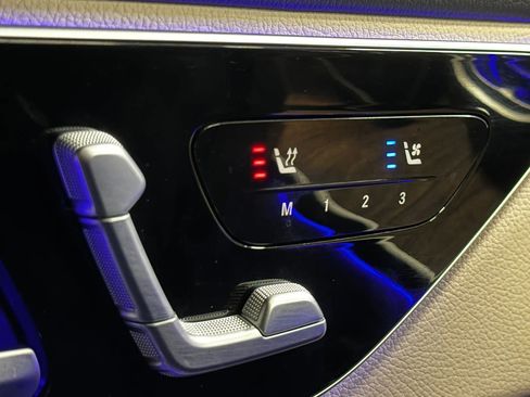 Used 2023 Mercedes-Benz C 300 Sedan image 37