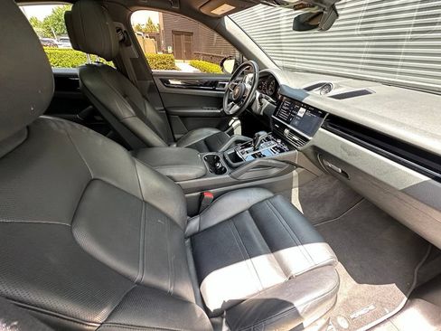 Certified 2020 Porsche Cayenne AWD/4WD image 42
