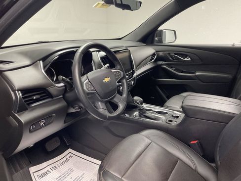 Used 2023 Chevrolet Traverse High Country w/ LPO, Floor Liner Package AWD/4WD image 11