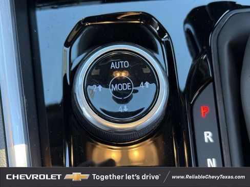 Used 2026 Chevrolet Colorado ZR2 w/ Technology Package image 19